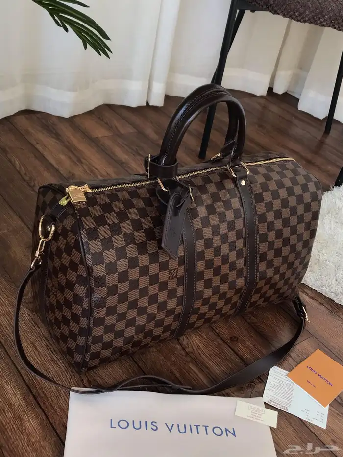 شنط للنادي والسفر الخفبف درجه اولى 31