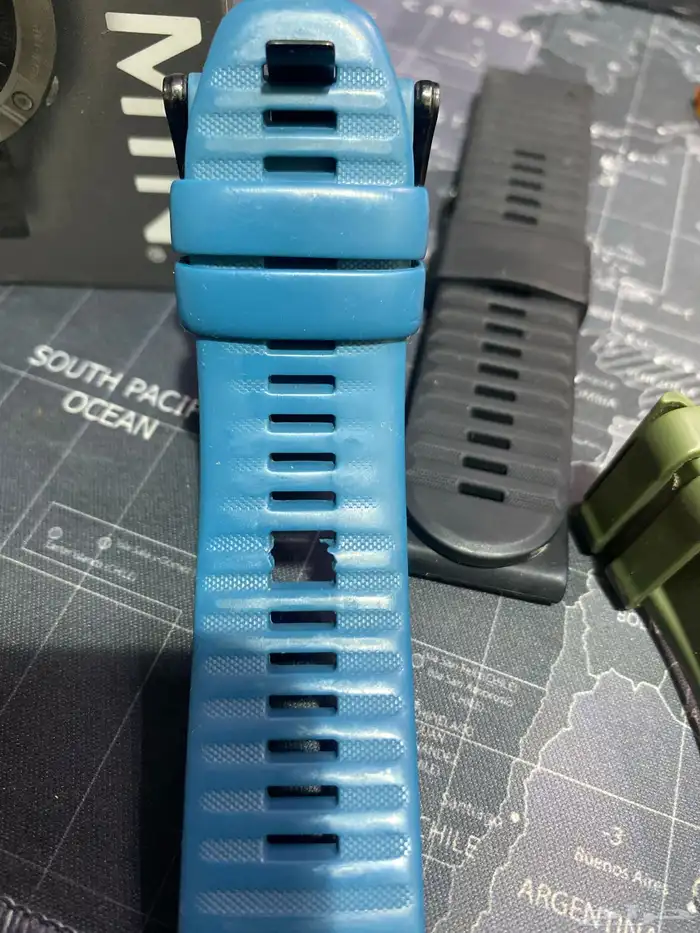 ساعة قارمن 6X sapphire 5