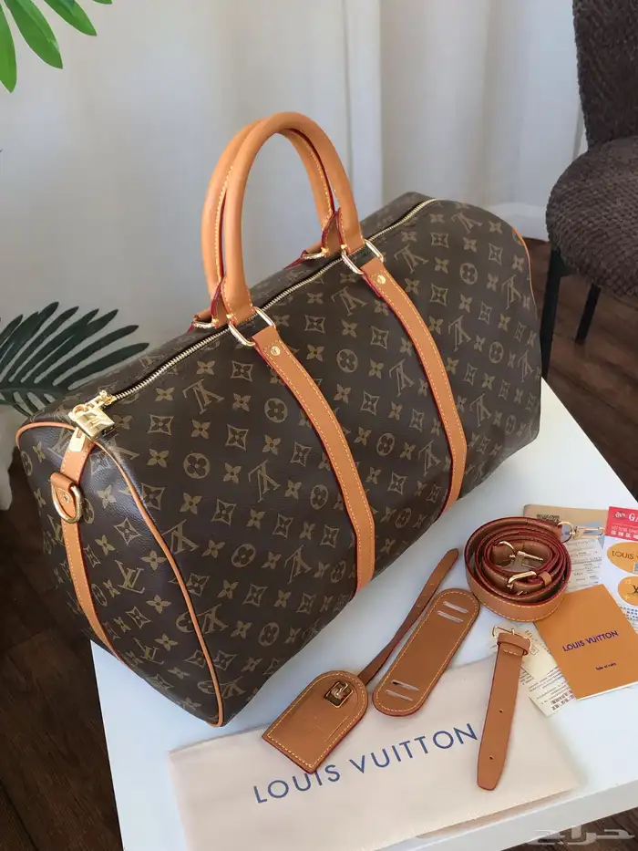 شنط للنادي والسفر الخفبف درجه اولى 4