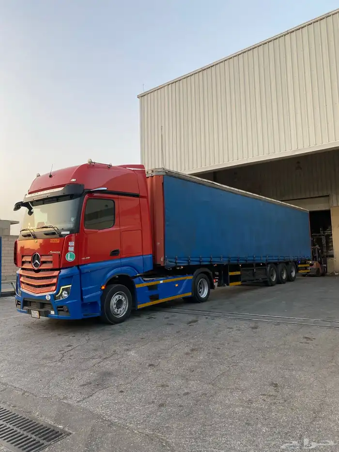ايجار تريلات شاحنات سطحات ستاير للإيجار يعقود سنوي 1