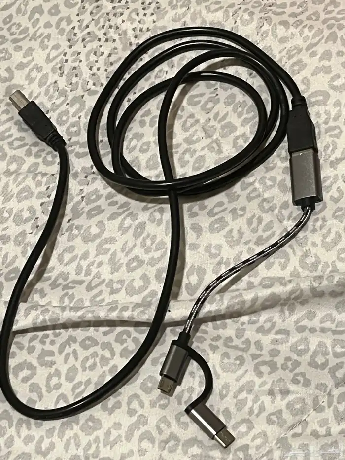 طابعه شبه جديده استخدام واحد مره فقط 1