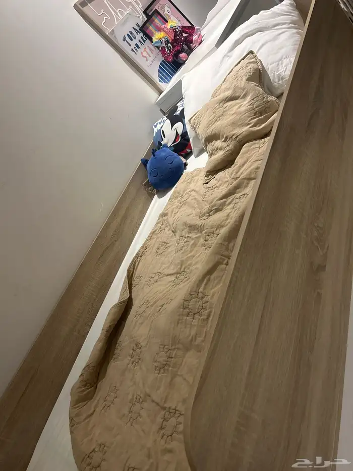 سرير 1