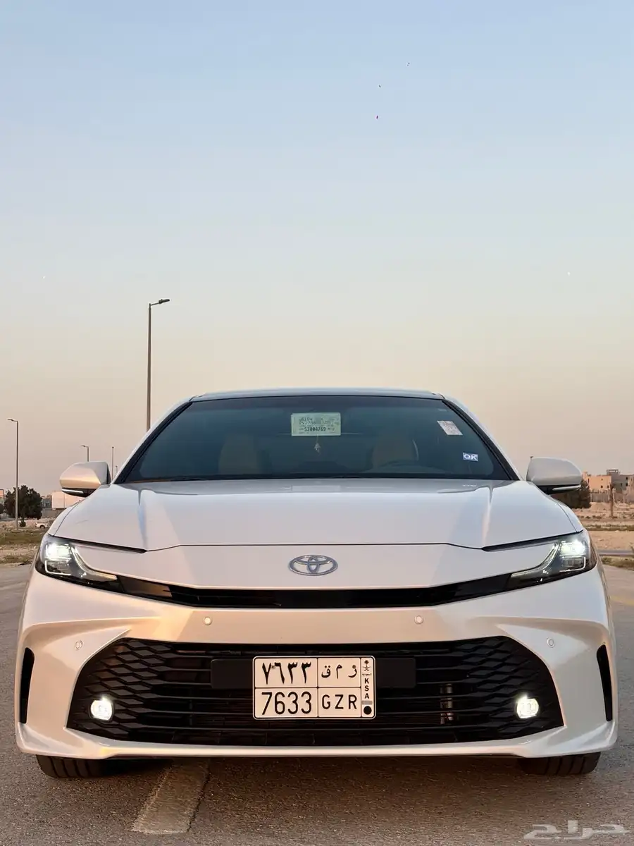 كامري 2025 le هايبرد 1