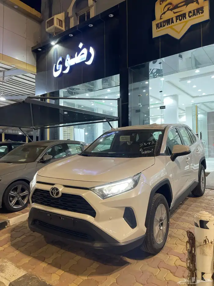تويوتا راف فور ستاندر دبل 2025 3