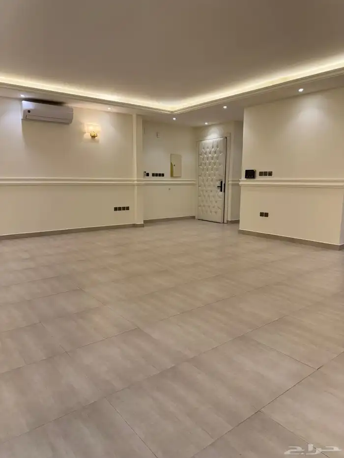 شقة انيقة ثلاث غرف نوم بالملقا   Elegant apartment 4