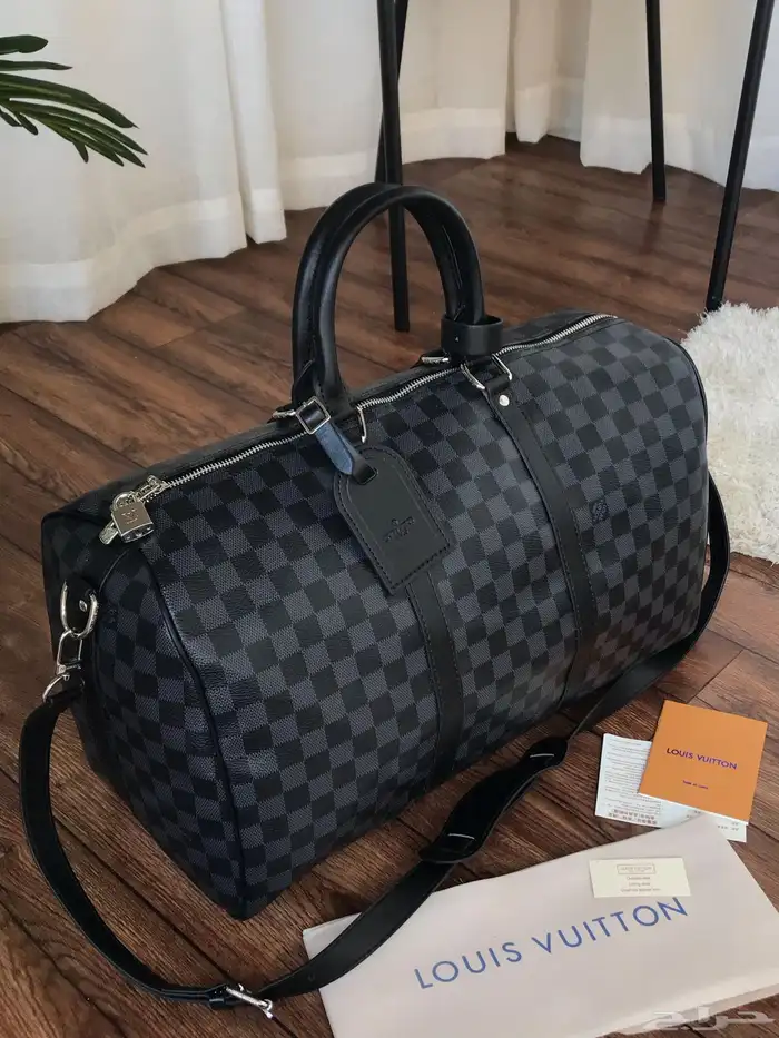 شنط للنادي والسفر الخفبف درجه اولى 7