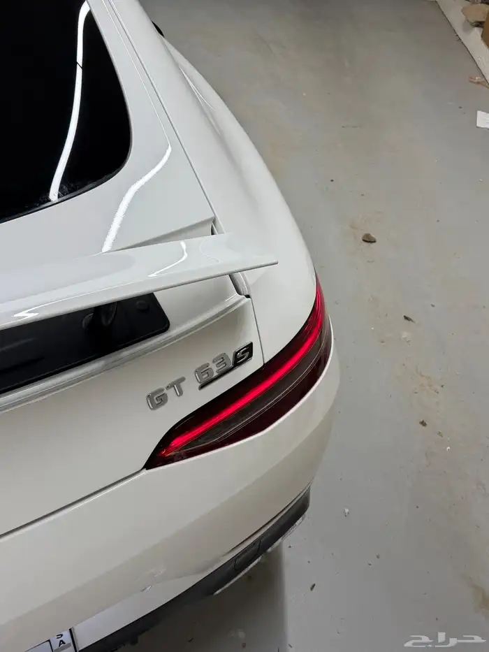 مرسيدس جي تي gt63s 4 door 3