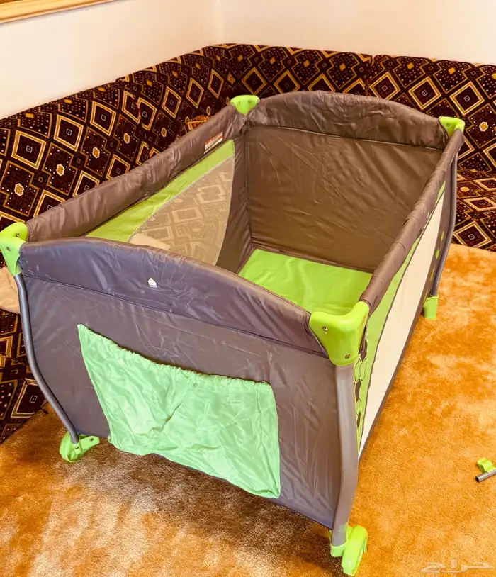 سرير اطفال 1