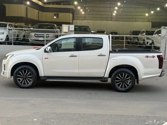 ايسوزو موديل 2020 ديماكس GT 17