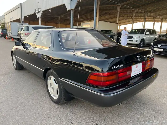 لكزس LS 400 1990 5