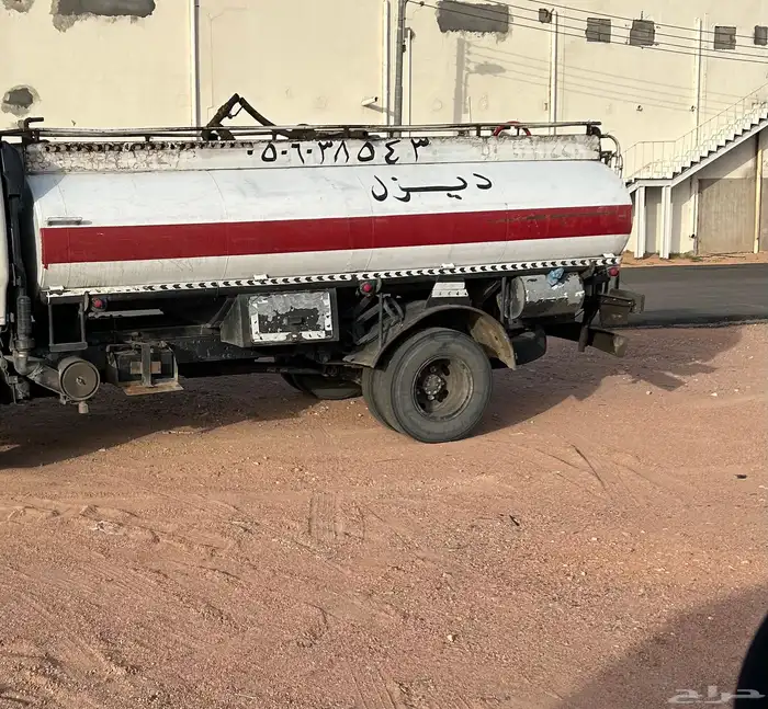 للبيع تانكي ديزل 6500 لتر الموقع حائل نظيف 0
