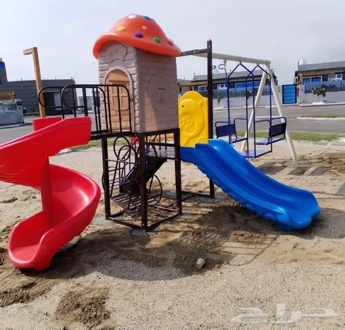 ألعاب حدائق كبيرة تناسب للالطفال بيت كبير مراجيح وزحاليق 7