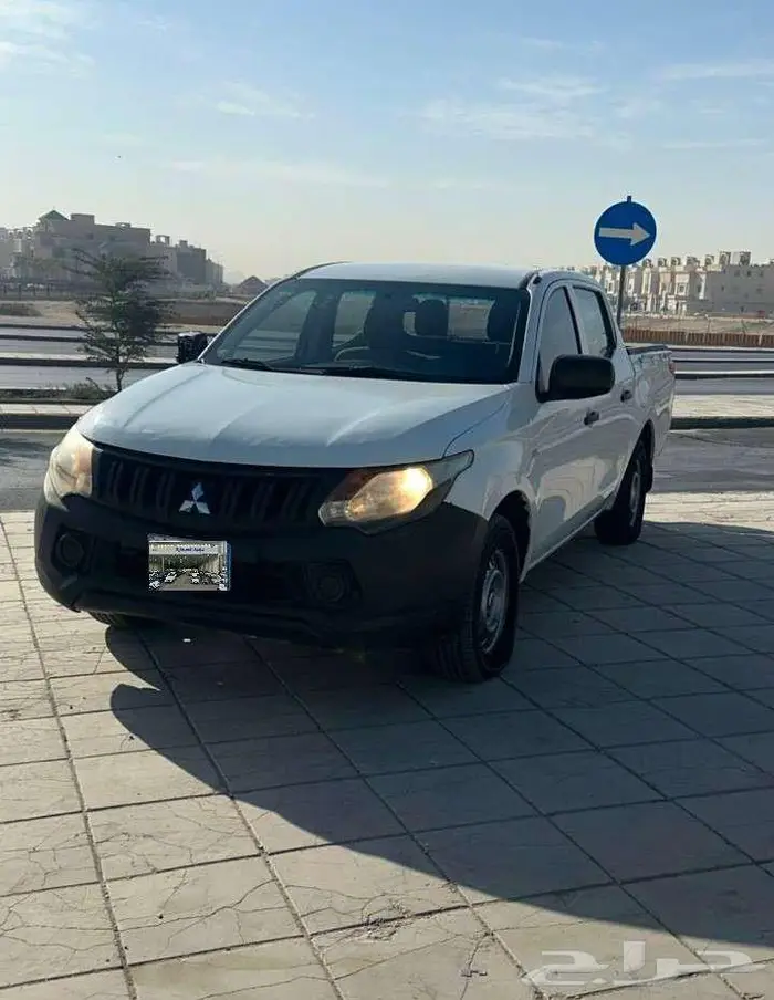 ميتسوبيشي بكب 2016 L200 قير عادي 1
