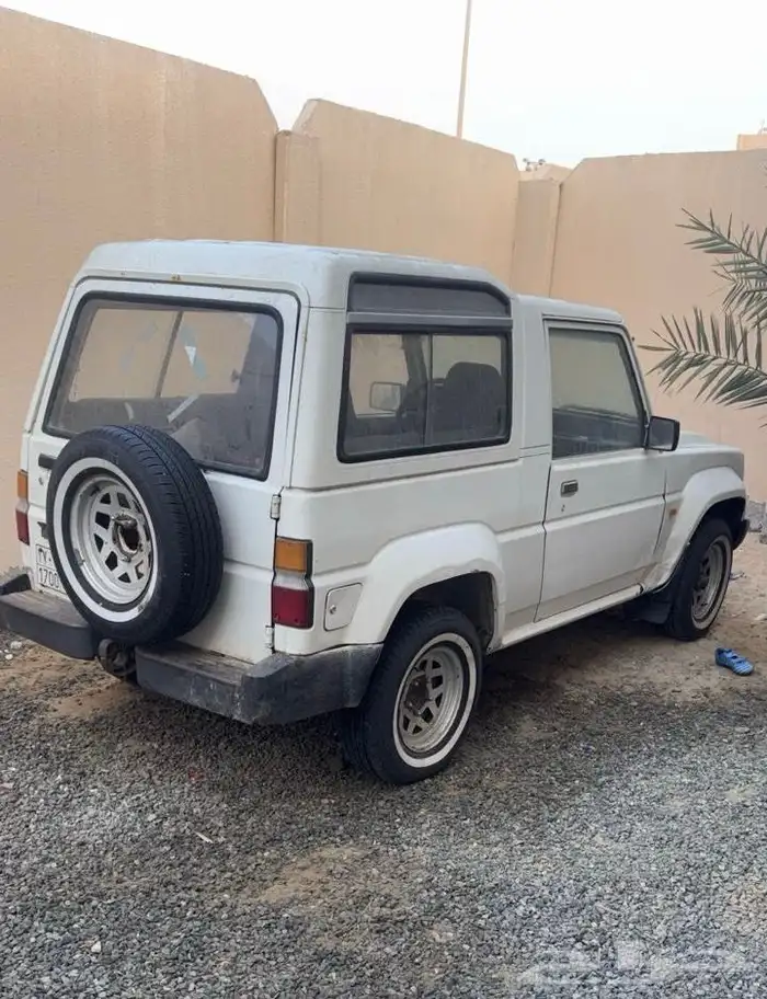 ديهاتسو روكي 1994 4