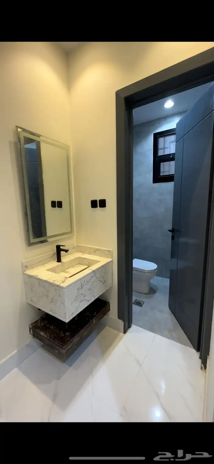 للايجار شقة عوايل بتصميم مودرن حي الرمال 3