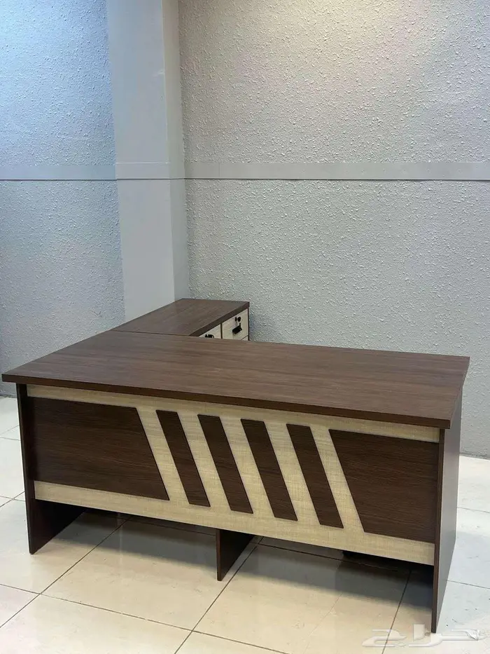 OFFICE DESK 1.6CM WITH SIDE TABLES LESS THEN 750SR 2