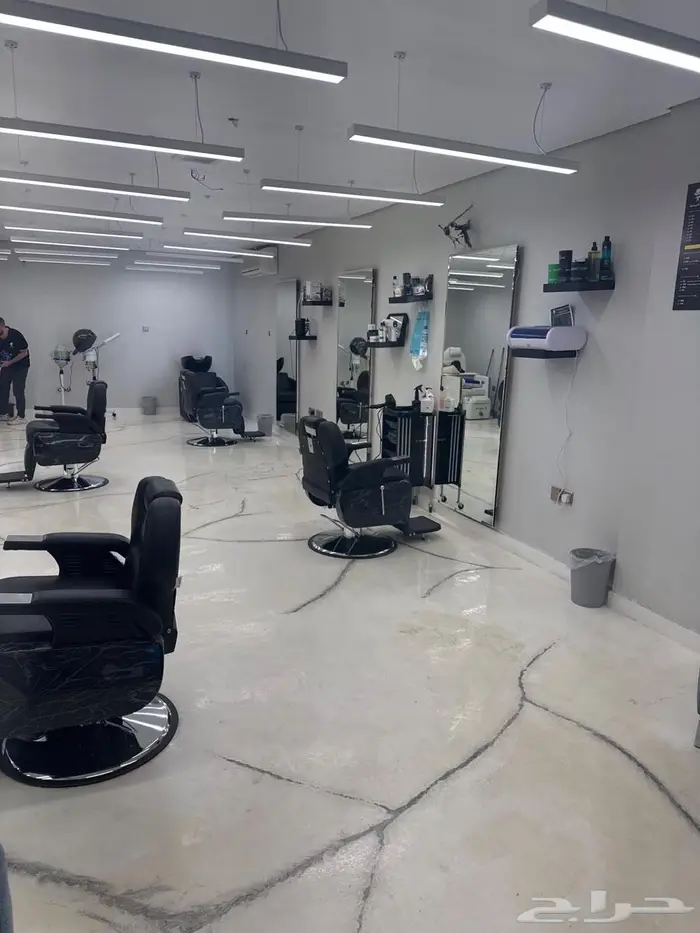 صالون حلاقة للتقبيل 6