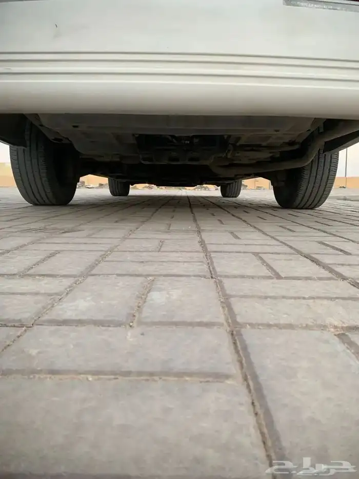فورد جراند ماركيز 2006 LS هدروليك فل كامل للبيع بالخرج 12