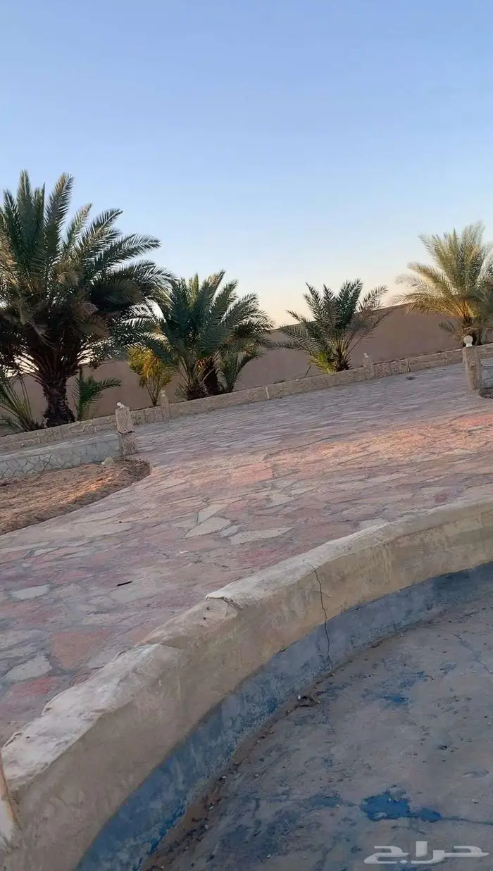 فيلا دور ارضي علي طريق الفحص الدوري 2
