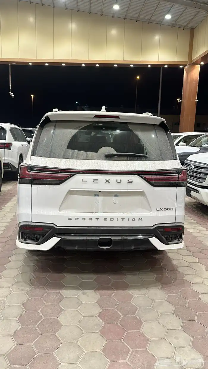 لكزس اف سبورت 2025 بريمي 3