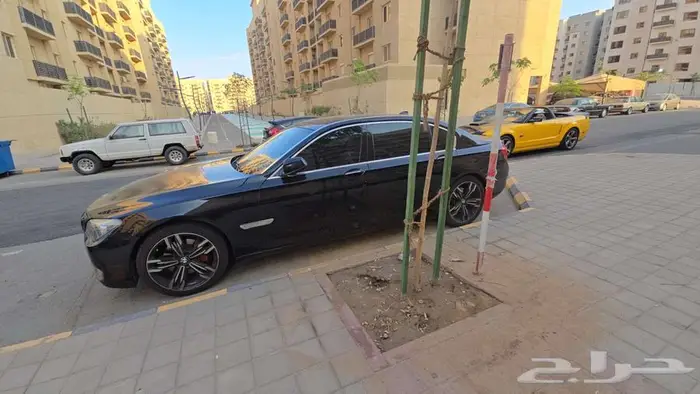 بي ام دبليو BMW IL 730 موديل 2012 IL BMW 730 موديل 2012 6