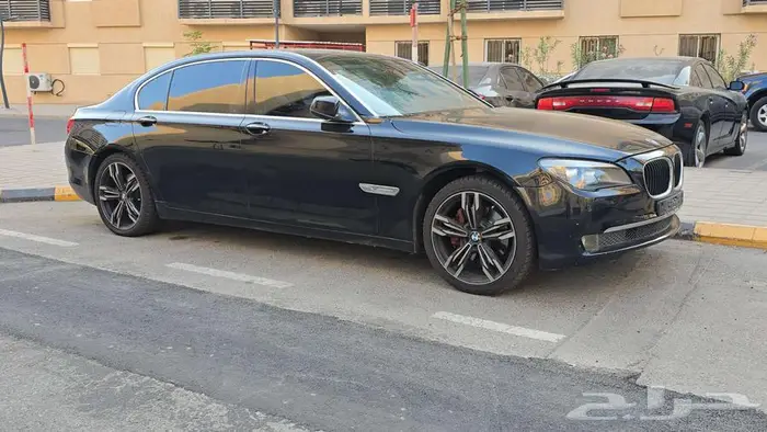 بي ام دبليو BMW IL 730 موديل 2012 IL BMW 730 موديل 2012 9