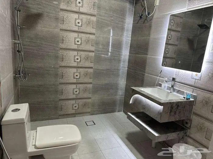 للايجار شقة مفروشة فاخرة ديلوكس في حي مروج الامير 6