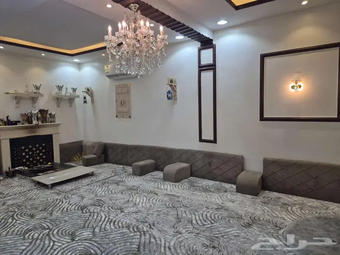 فيلا للبيع - حي المهدية 5