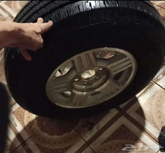 كفرات وجنوط سيارة جمس وكالة نظيفة 4