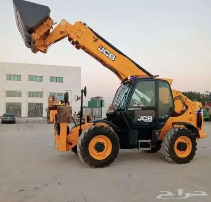 فور كلفت أيجار سطحه سحاب 7