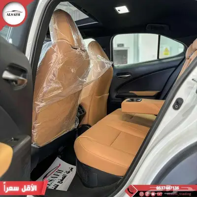 لكزس UX 300 AH موديل 2024 الاقل سعرأ لدي الصفح 5