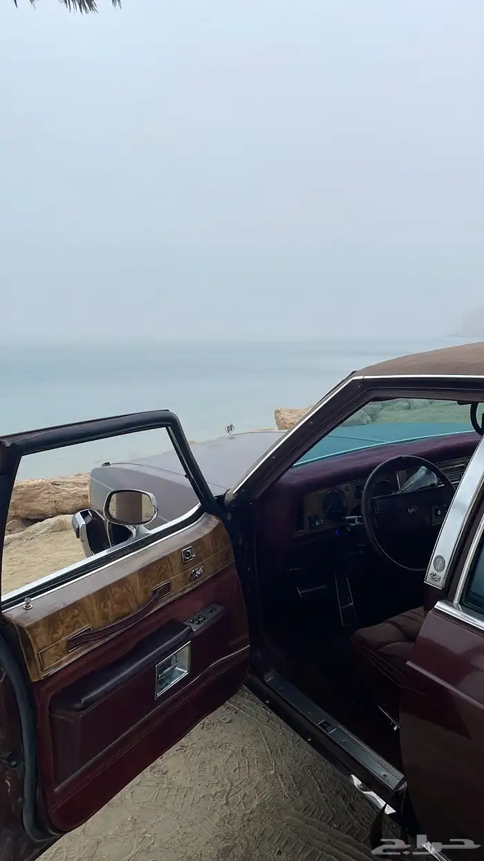 سياره كلاسيك بيوك ليسايبر لمتد ادشن موديل 1984 25