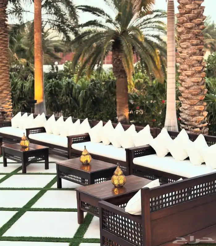 كنب كنب فخم للإيجار 30