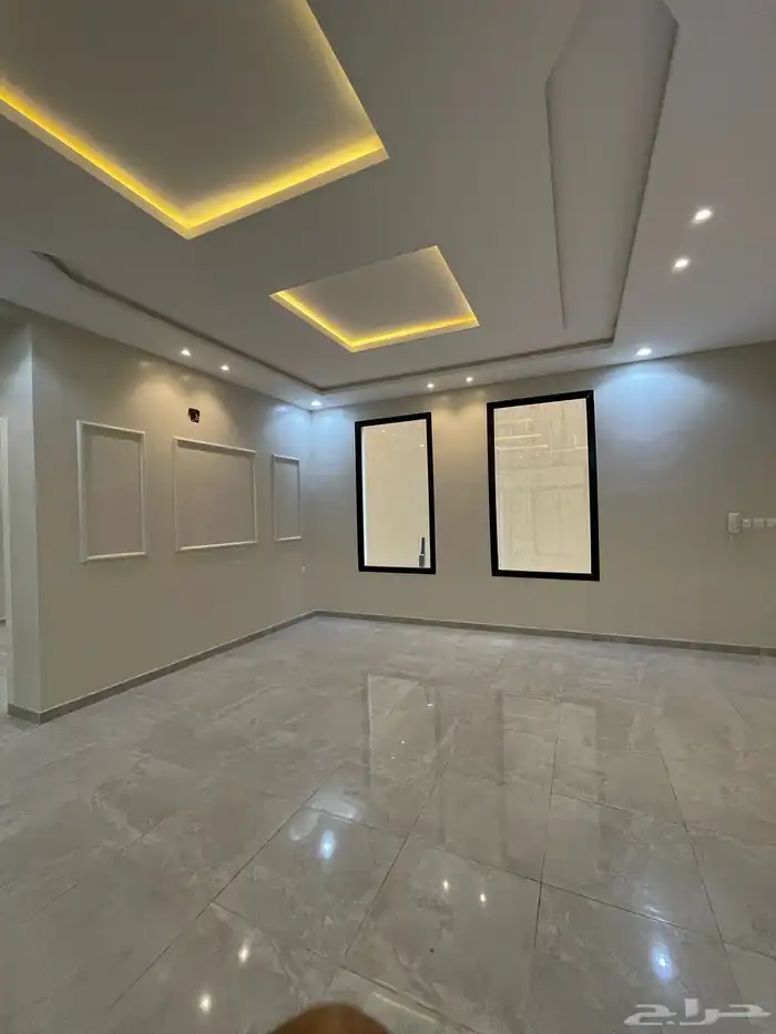 للايجار فيلاة درج داخلي مخطط مسك 10