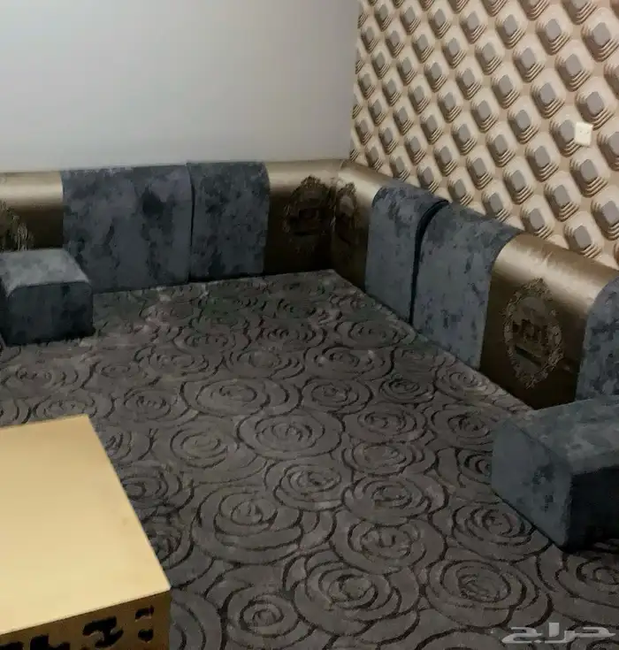 مجلس كامل فرشه 5 في 4 مخاد واثنين مركى وستاره نظيف (تم البيع 0