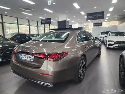مرسيدس E200 عداد 1800 كيلو 3