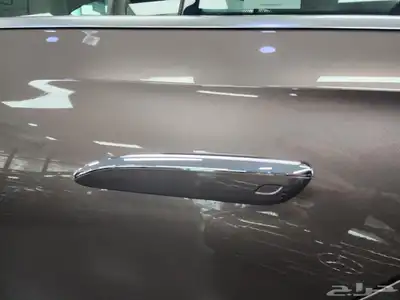مرسيدس E200 عداد 1800 كيلو 4