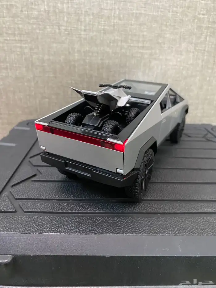 مجسمات سيارات للبيع 3