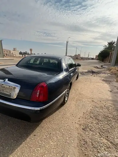 للبيع لينكون تاونكار نظيف جدا 7
