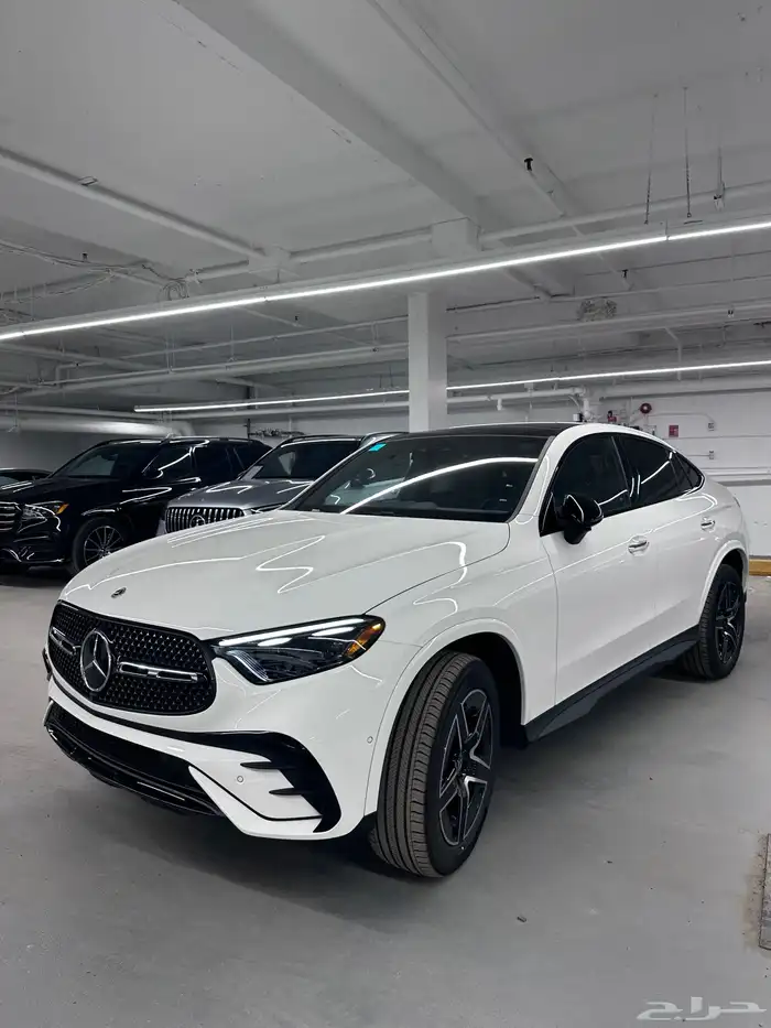 2025 Mercedes GLC300 Coupe AMG أصفار 1