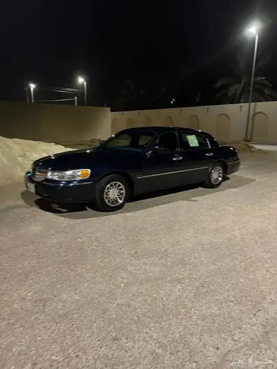 للبيع لينكون تاونكار نظيف جدا 0