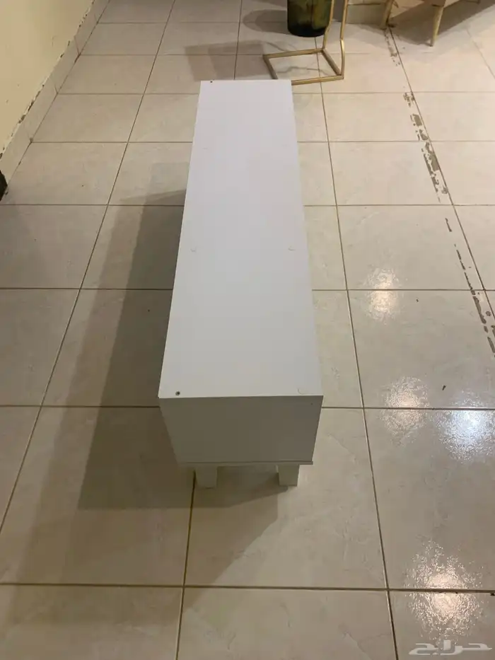 للبيع طاولة مكتبية 1