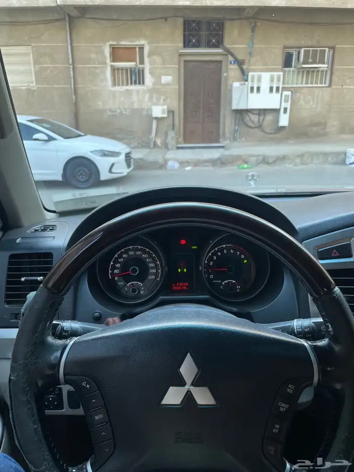 باجيرو 2016 للبيع 0