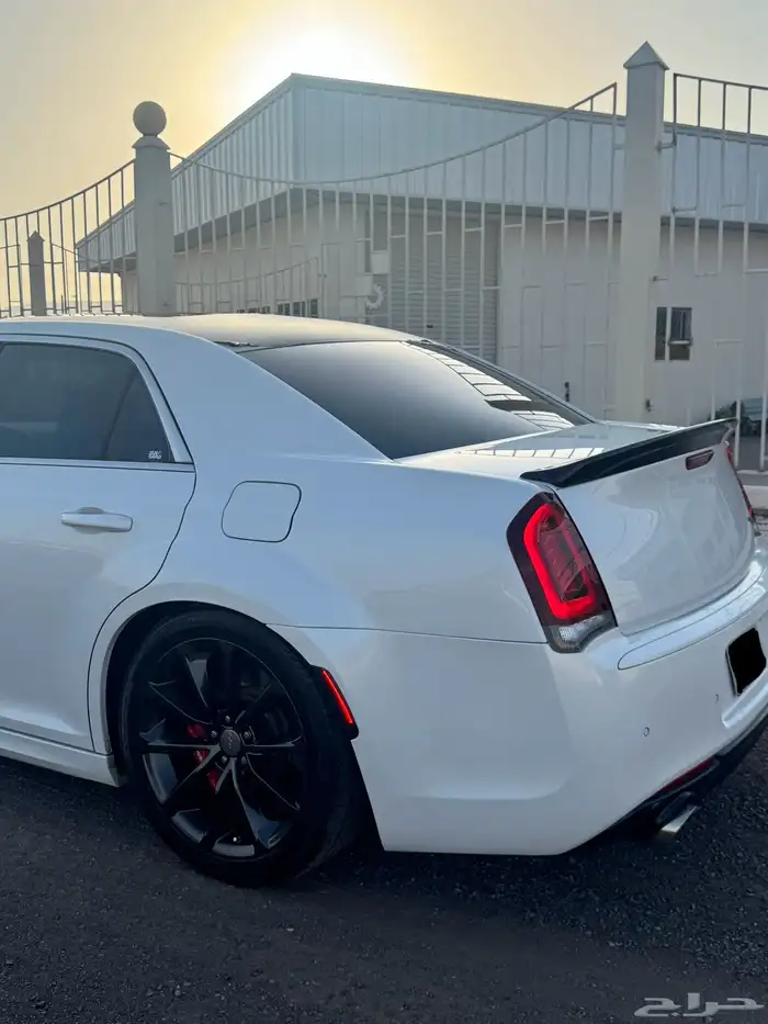 للبيع كلايزلر SRT 6.4 15