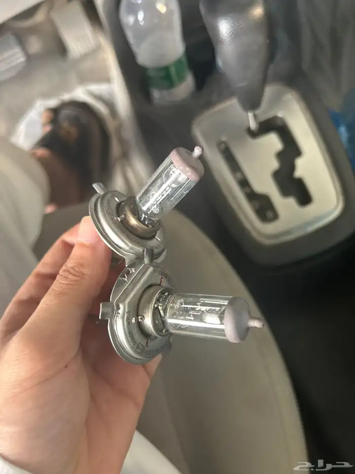 شمعات امامية ميتسوبيشي اتراج 2020 مستخدمة نظيفة 0