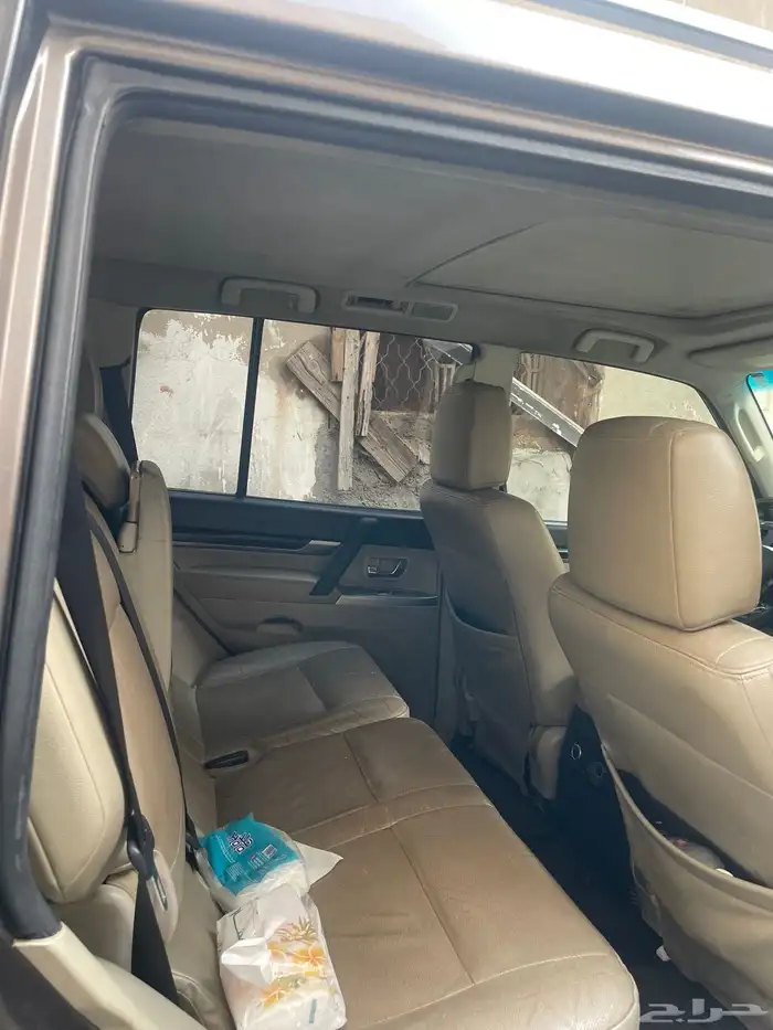 باجيرو 2016 للبيع 6