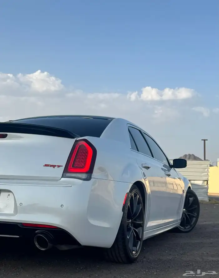للبيع كلايزلر SRT 6.4 23