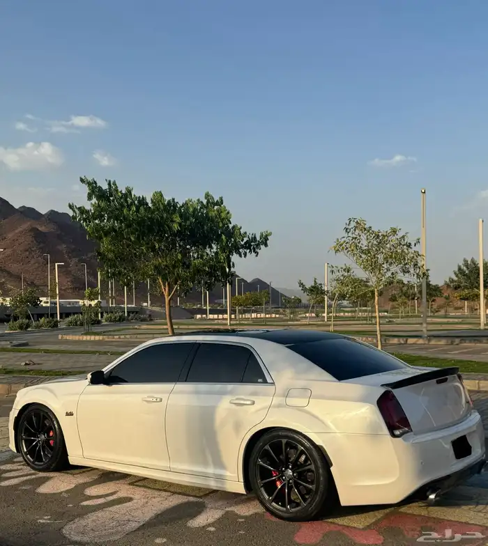 للبيع كلايزلر SRT 6.4 3