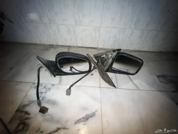 للبيع مرايات فورد جانبيه حقت يمين كلها 0