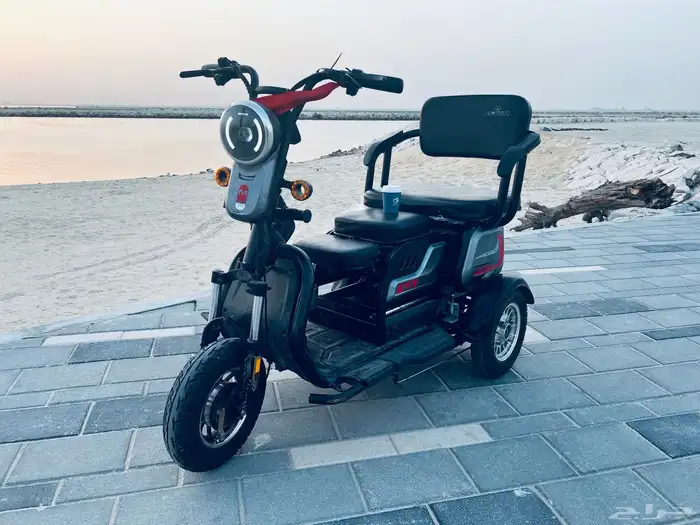 سكوتر عائلي كبير جديد كهربائي او تكتوك كهربائي شامل التوصيل 1